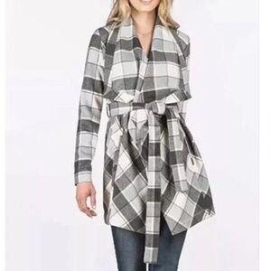 Matilda Jane Women’s Check It Twice Plaid Black White Gray Jacket Size XS